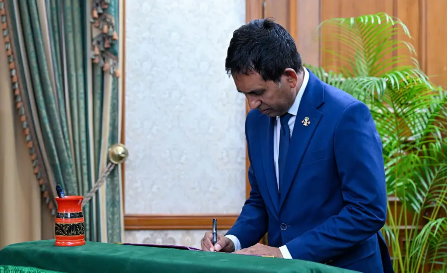 ކިއުބާގެ ކުރީގެ ރައީސް ރައުލްގެ މައްޗަށް މީހުން މެރުމުގެ ދައުވާ އުފުލައިފި