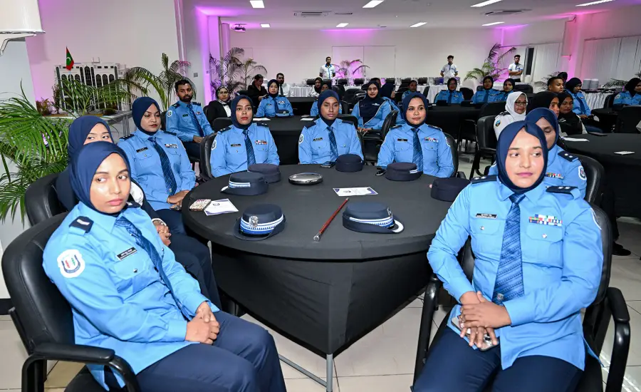 ސަރުކާރު ކުންފުނިތަކުން 33 އިންސައްތަ މުވައްޒަފުން މަދުކުރަނީ
